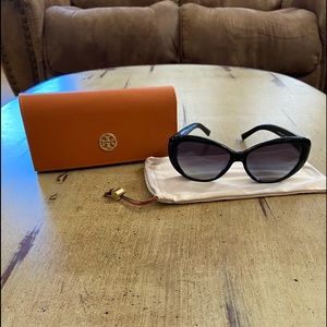 COPY - Tory Burch TY 7005 Black Cat Eye Sunglasses